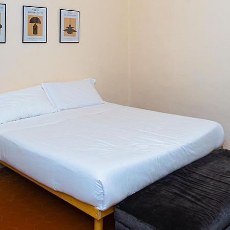 Elegant Apartment Near Piazza Della Signoria Firenze Bagian luar foto