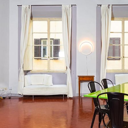 Elegant Apartment Near Piazza Della Signoria Firenze Bagian luar foto