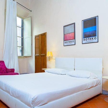 Elegant Apartment Near Piazza Della Signoria Firenze Bagian luar foto