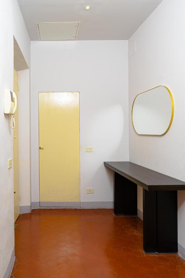 Elegant Apartment Near Piazza Della Signoria Firenze Bagian luar foto